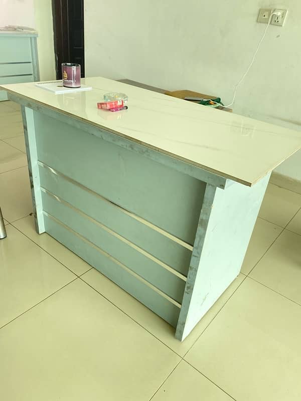 3 office tables For sale 7