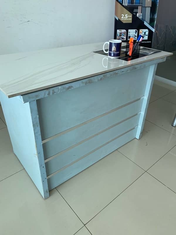 3 office tables For sale 8