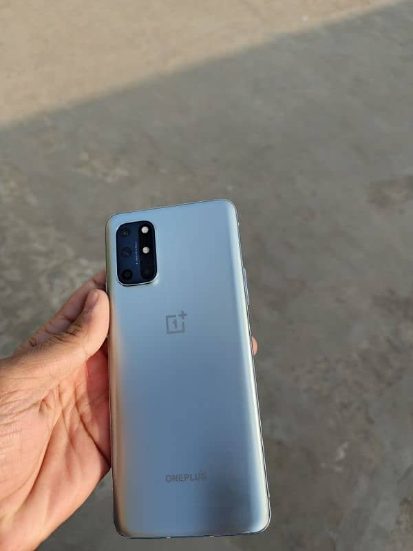 want to sell OnePlus 8t 3