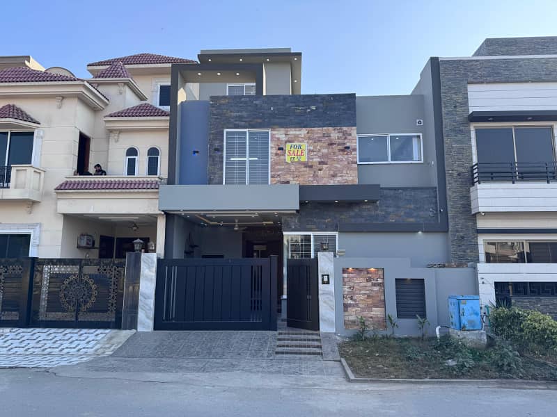 6 MARLA BRAND NEW HOUSE AVAILABLE FOR SALE (AT REASONABLE PRICE) IN CITI HOUSING GUJRANWALA 0