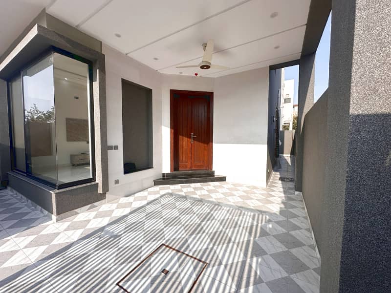 5 Marla Modern Design Brand New House Available for Sale in DHA 9 Town Lahore 4