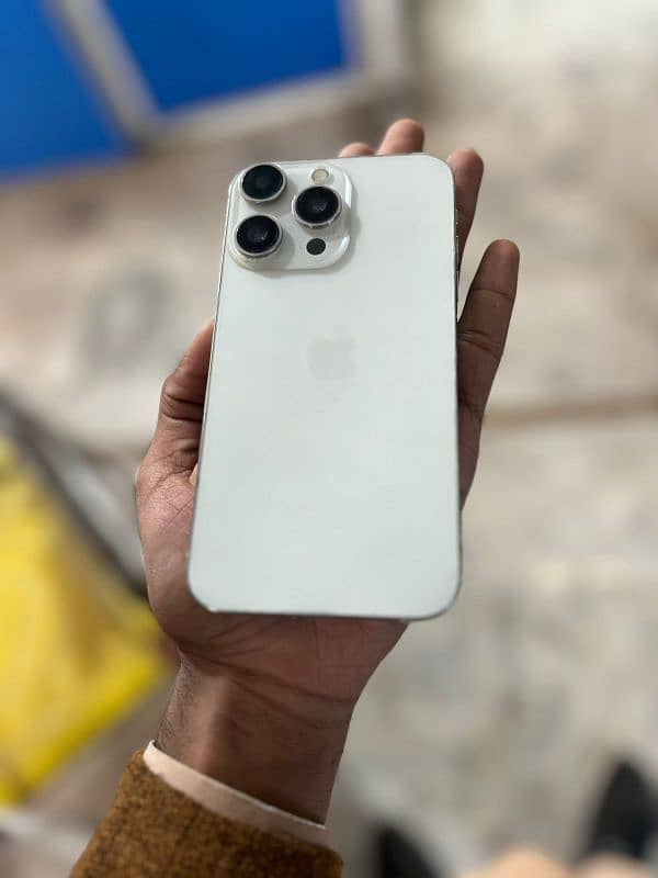 iphone Xr convert 15 Pro 0