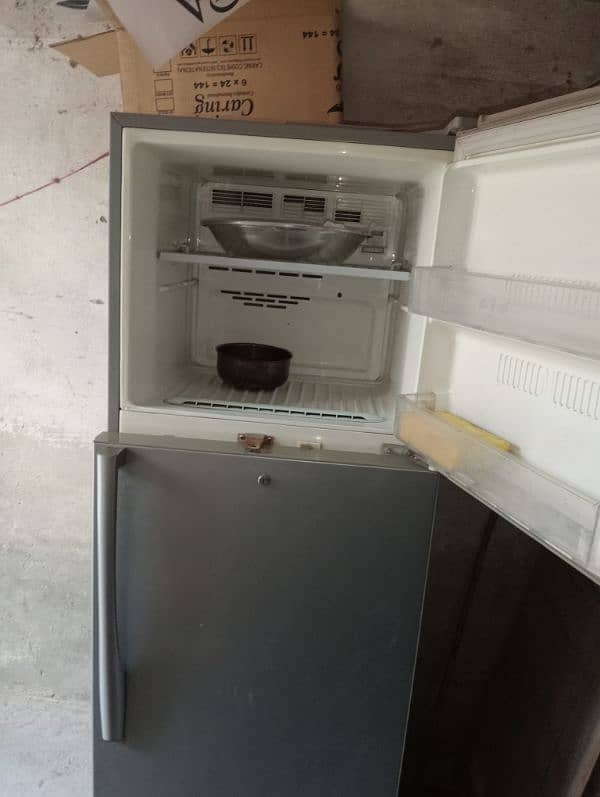 LG refrigerator 4