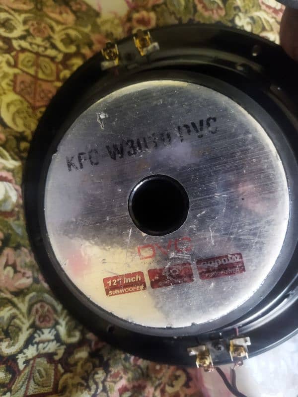 Kenwood Kfc 3010 dvc 2000wat subwoofer 12inch 2