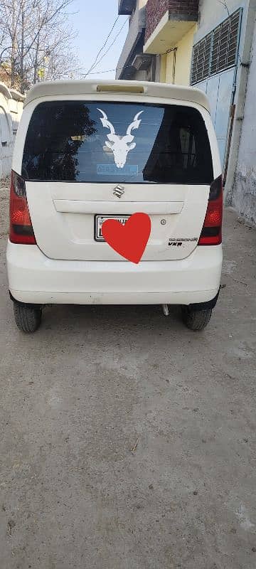 Suzuki Wagon R 2017 model geniune condition family use car 17