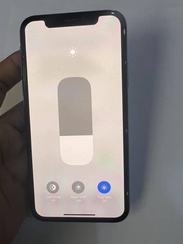 Iphone XS Non PTA 4