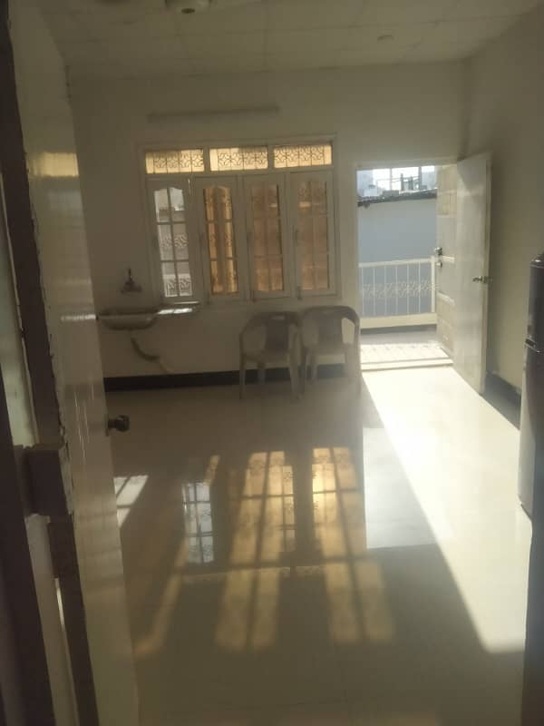 240 yrd 2cnd floor 2 bed dd terece available gulshan e iqbal block 3 near chase up 0