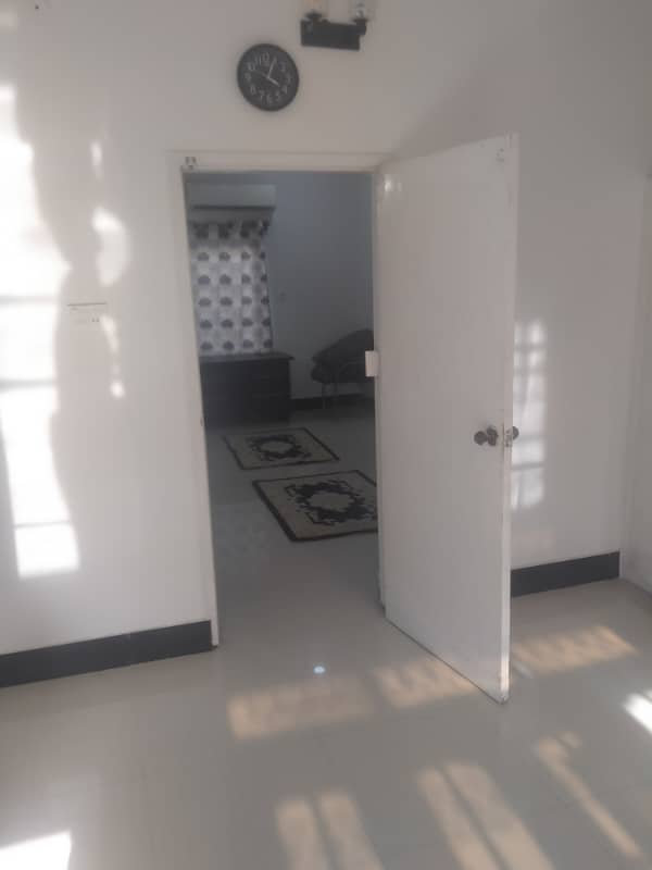 240 yrd 2cnd floor 2 bed dd terece available gulshan e iqbal block 3 near chase up 3