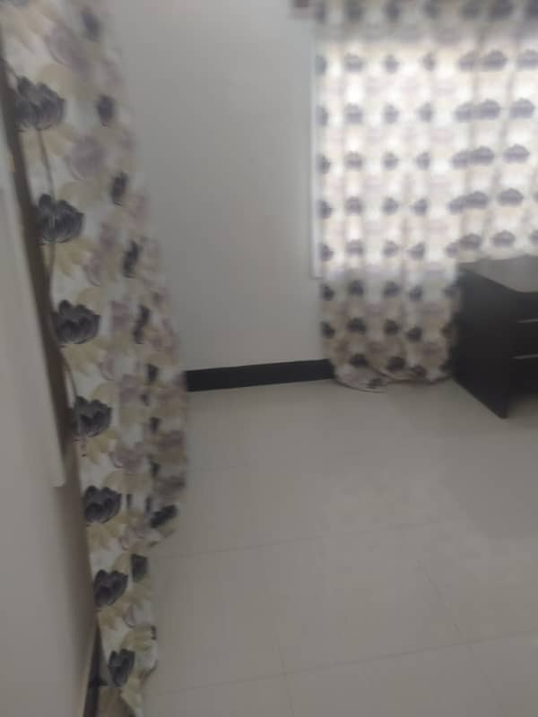 240 yrd 2cnd floor 2 bed dd terece available gulshan e iqbal block 3 near chase up 10