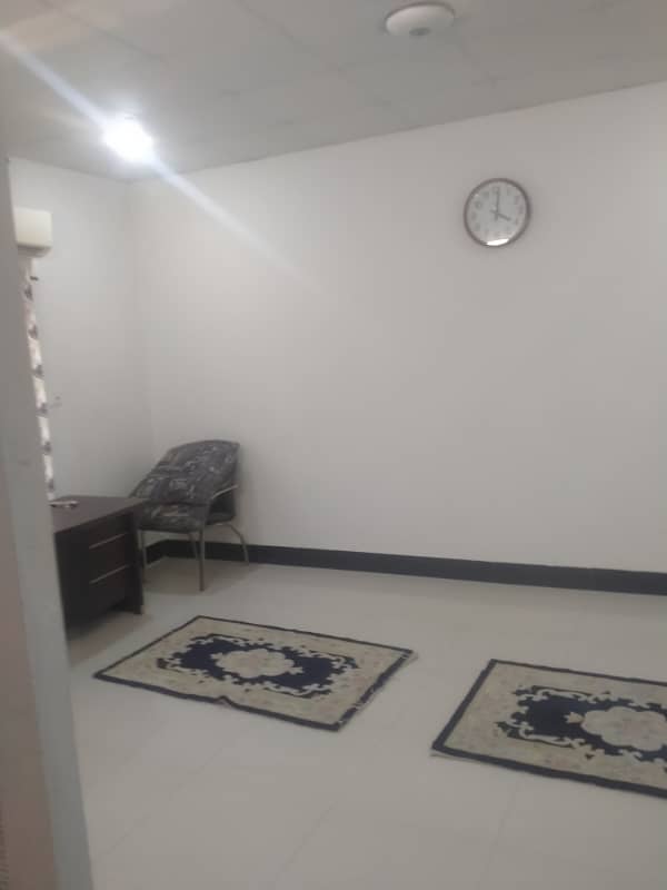 240 yrd 2cnd floor 2 bed dd terece available gulshan e iqbal block 3 near chase up 13