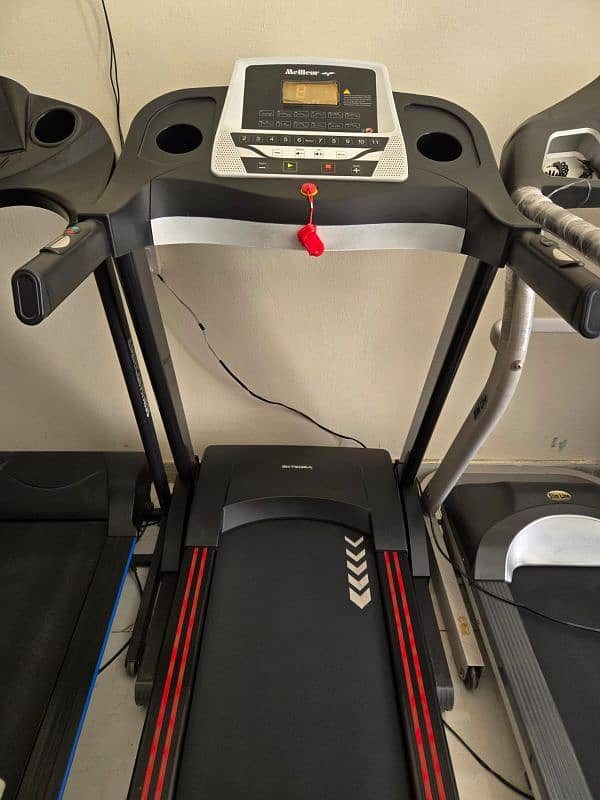 treadmils. (0309 5885468). ellapticals. dumbles. gym cycles. home gym 4