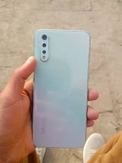 s1 vivo used 8/256 03434957571 whattsap pe message kry