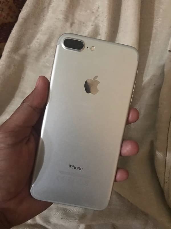 iPhone 7 Plus 128gb non 8