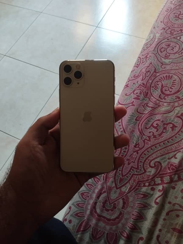 IPhone 11 Pro 256gb pta approved 1