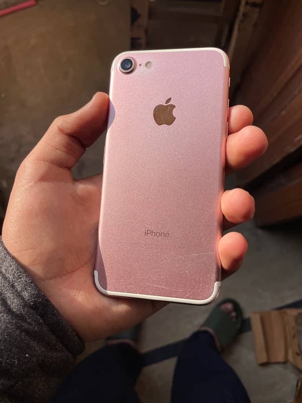 Iphone 7 128gb official pta approved 6