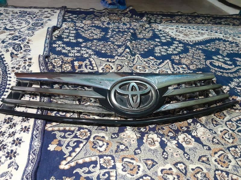 Toyota Carolla front grill 2014 to 2016 2