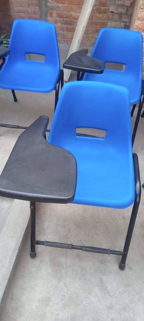 6 Comfortable & Durable Student Chair +92 333 6556918 (Urgent sale) 2