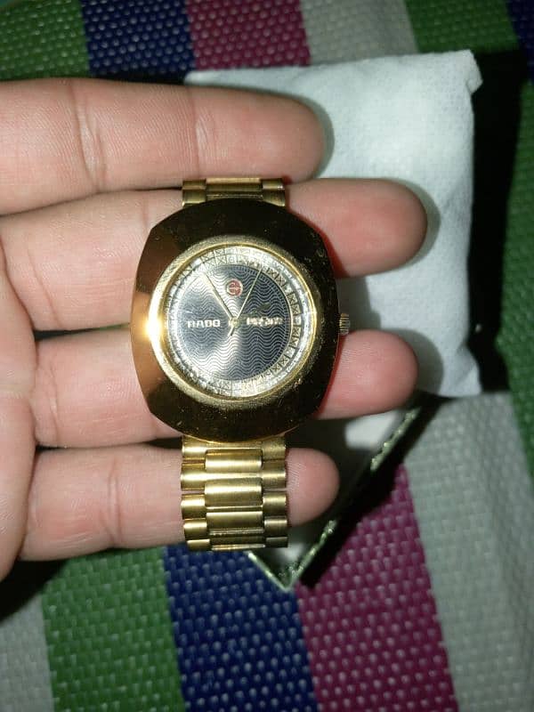 Golden Watch 0