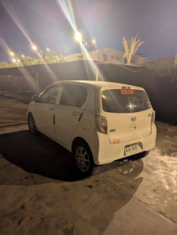 Daihatsu Mira 2014 Pearl white 2