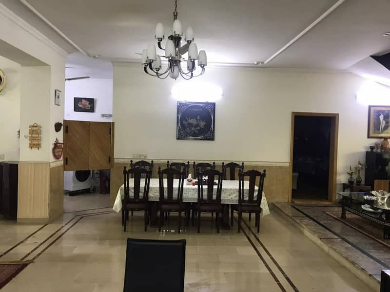 2 Kanal Fully Furnished Beautiful Bungalow Is Available For Sale near Wapda Town Lahore. 19