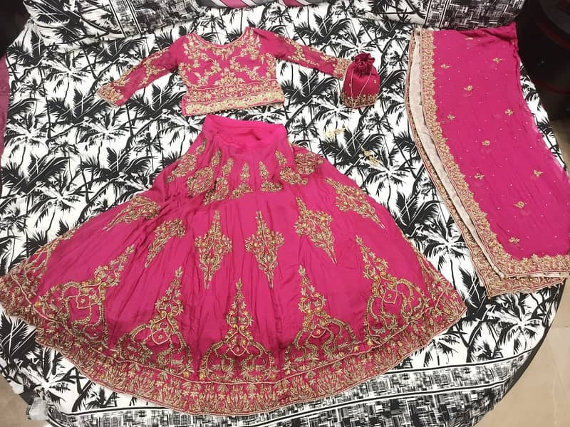 Bridal lehnga | wedding lehnga | Bridal dress | Bridal attire | stylis 3