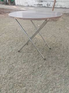 folding table