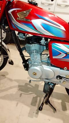 Honda 125, 22/23