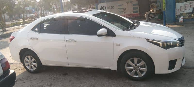 Toyota Altis Grande 2015 model available for sale 6