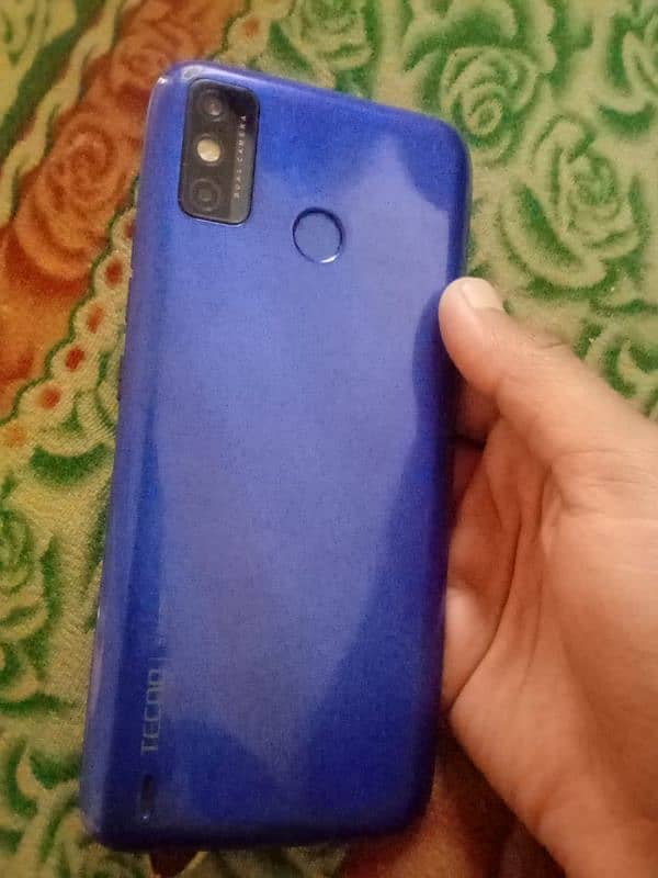 Tecno Spark 6 go 3