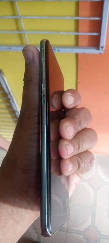 Samsung S10 plus led damage. 1