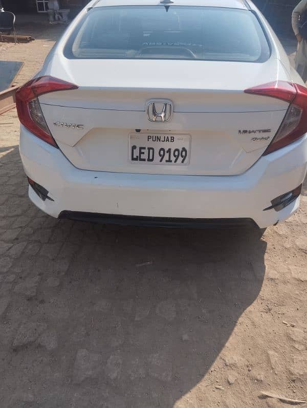 Honda Civic Oriel 2017 4