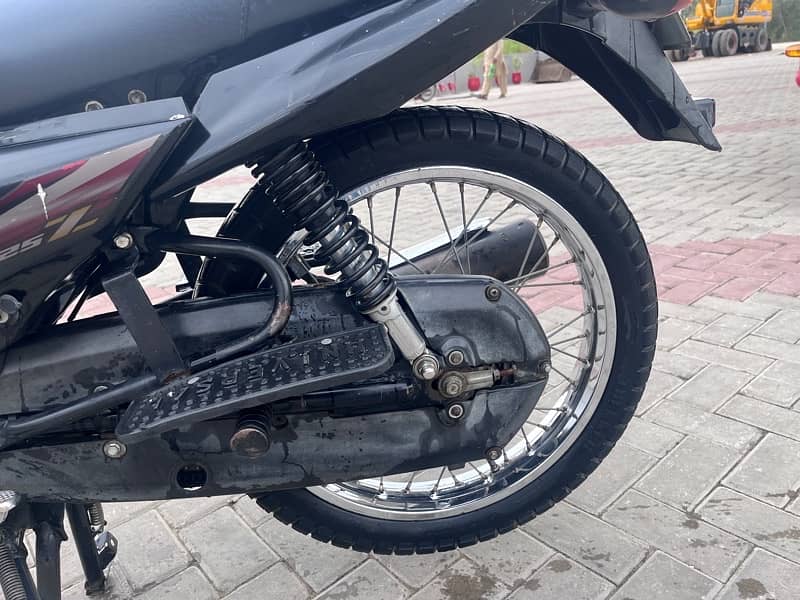 Yamaha YB125z YBR 2019 6