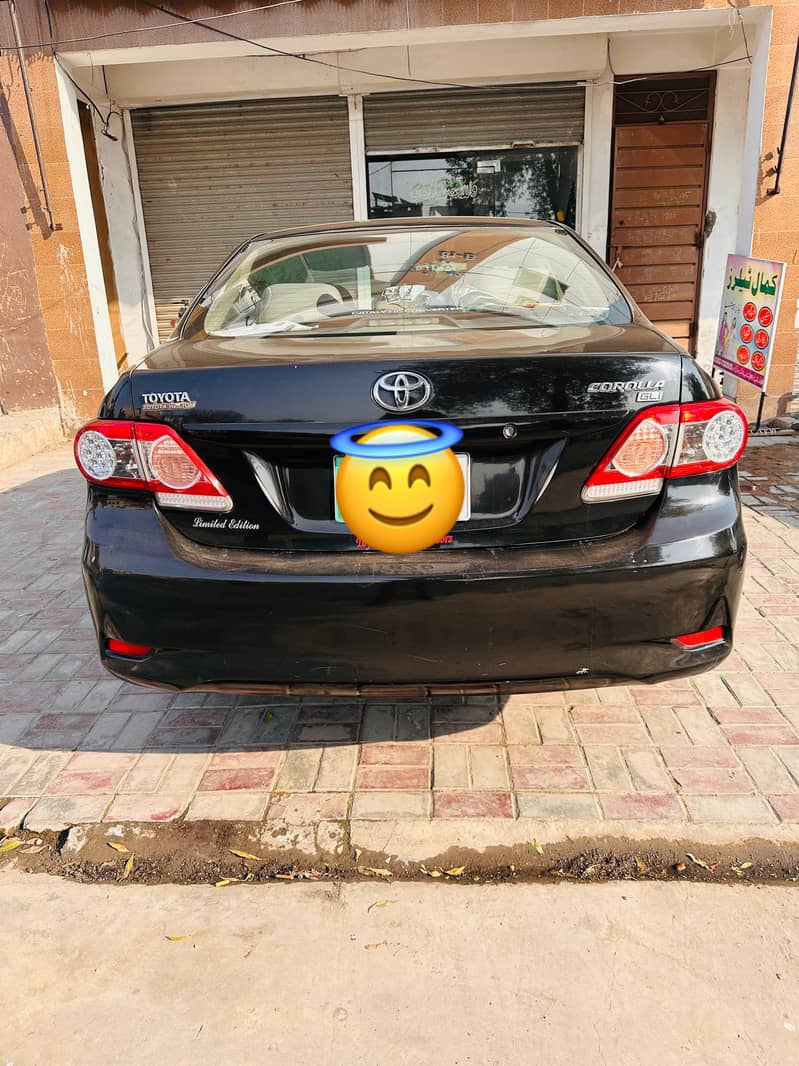 Toyota Corolla GLI 1.3 Manual 2014 Limited Edition 2