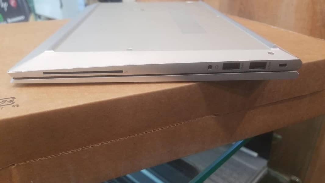 HP ELITEBOOK 840 G7 4