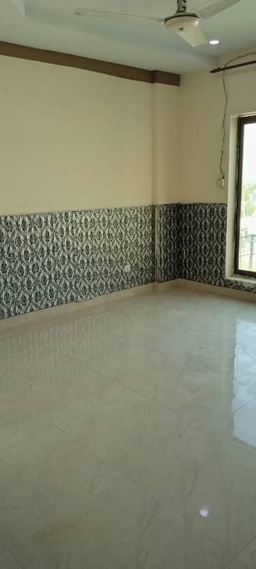 1 Bed Brand New Luxury Apartment Available For Sale In Bahria Town Lahore. 5