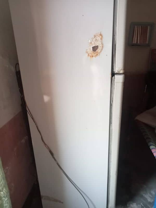 Dawlance fridge for sale 2