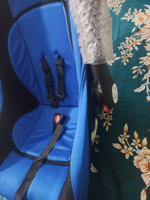 Car Seat and Baby carrier 1