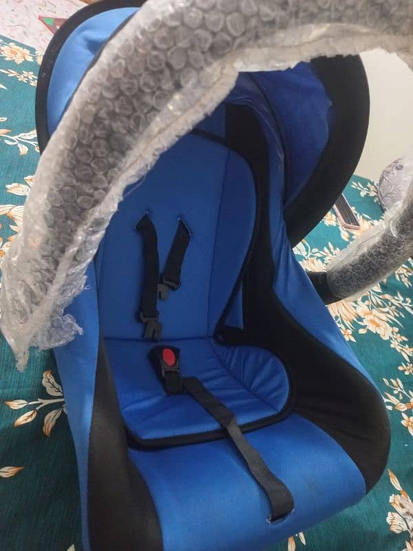 Car Seat and Baby carrier 4