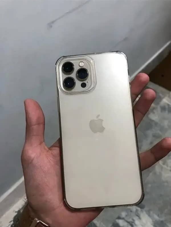 iPhone 12 Pro Max golden with box factory unlock 0