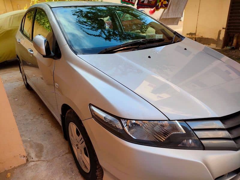 Honda City 2011 100% Home used car not commercial or regular use 0