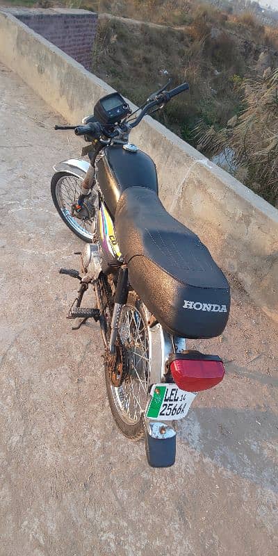 Honda CD70 For Sale In Black Color 7