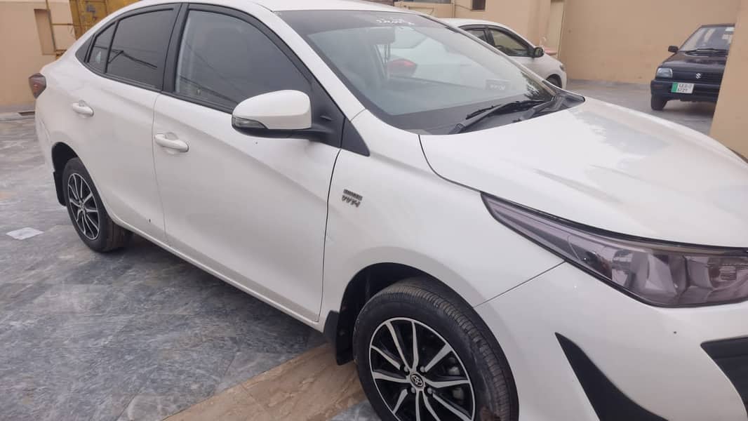 2022 1.3 auto cvt ative yaris 5