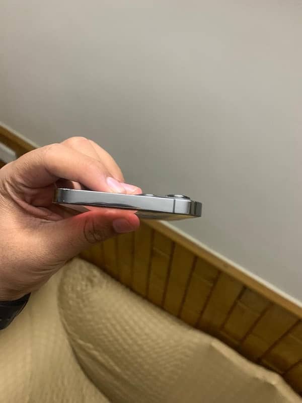 iphone 12 pro max (256gb) 2