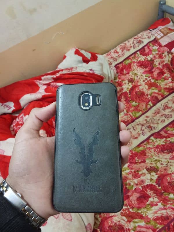 Samsung J4 for sell just screen broken 5