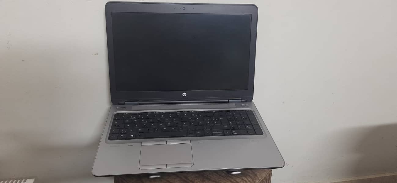 Model:- HP proBook  Procecer:- Core i5  6300 CPU 2.4 GHz Ram:- 8gp Har 6