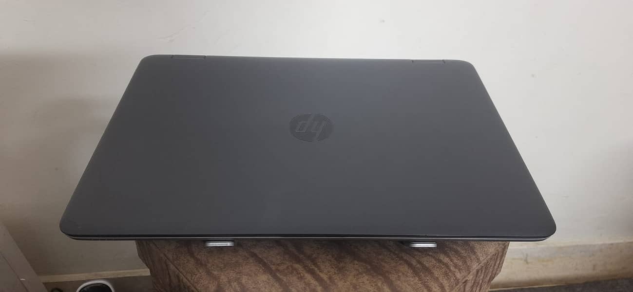 Model:- HP proBook  Procecer:- Core i5  6300 CPU 2.4 GHz Ram:- 8gp Har 7