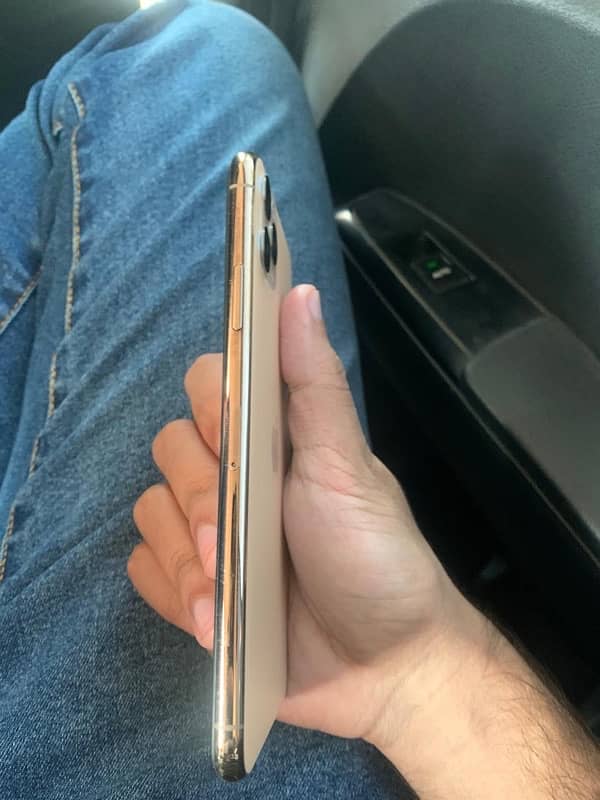 iphone 11 pro max 256gb gold color dual sim pta approved 2