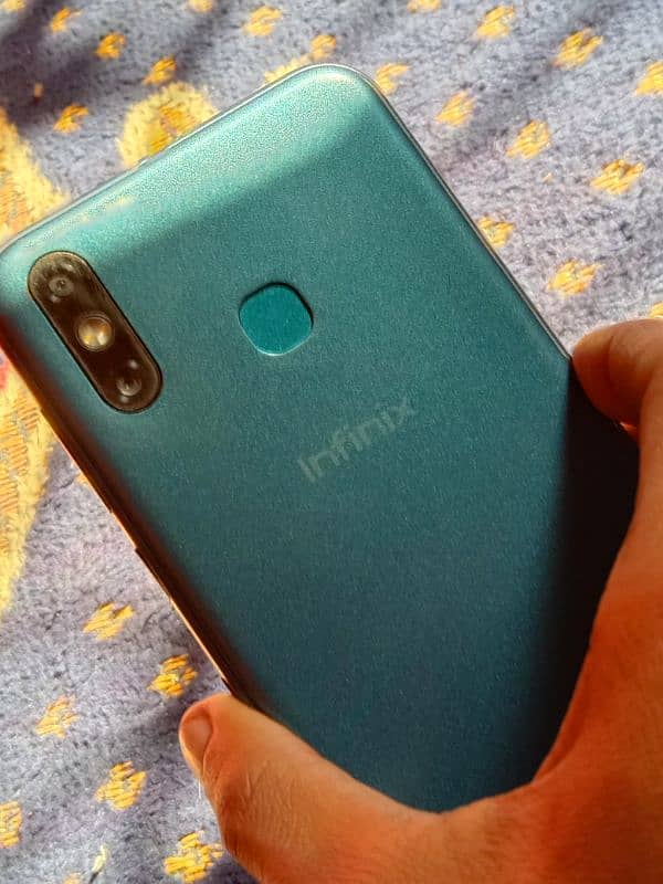 Infinix Smart 4 Plus 2/32 1