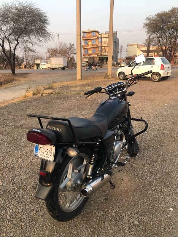 Suzuki gs 150 se 11