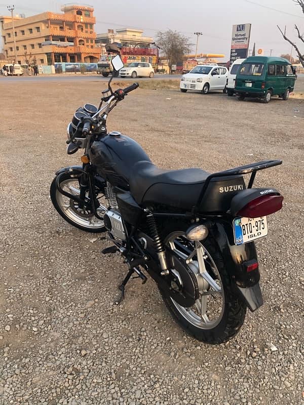 Suzuki gs 150 se 13